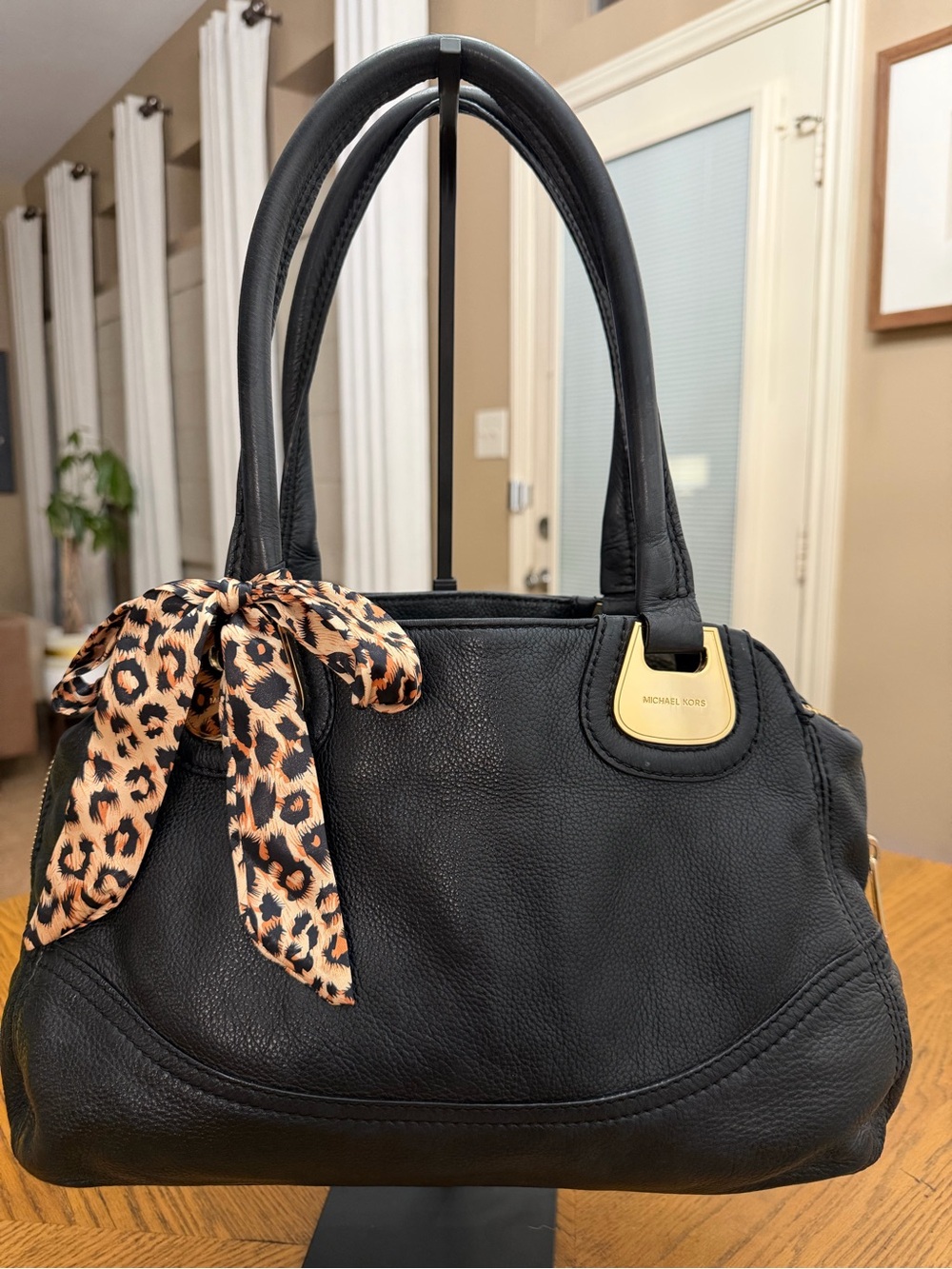 VINTAGE EUC Michael Kors Brookville Pebbled Black Leather Satchel Shoulder Bag
